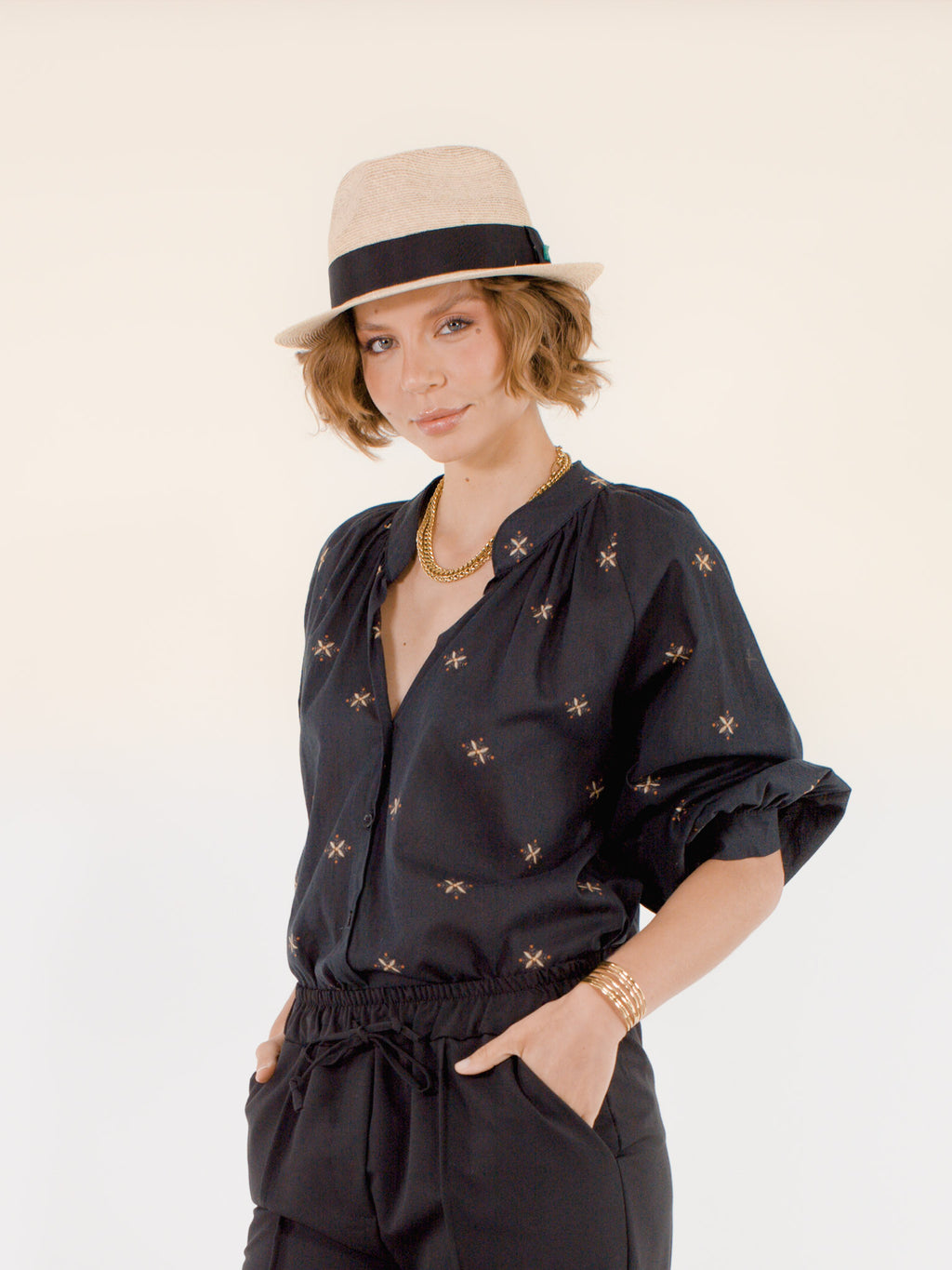 Colette – Panama en fibres naturelles – écru et noir