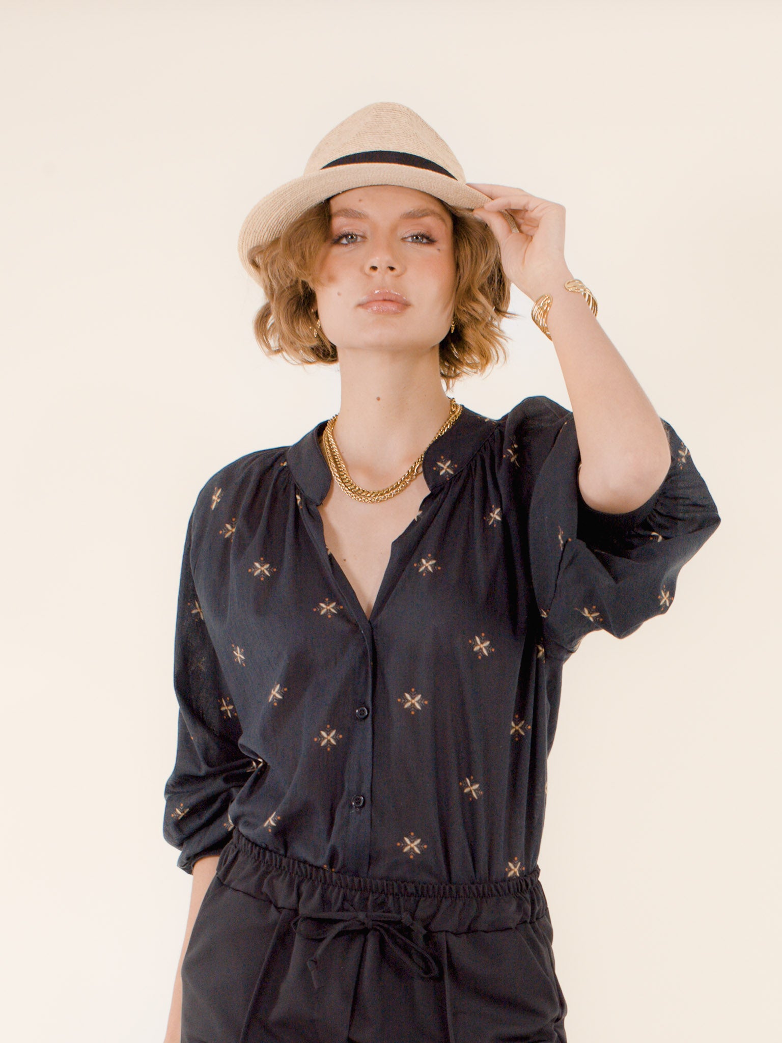 Colette – Panama en fibres naturelles – écru et noir