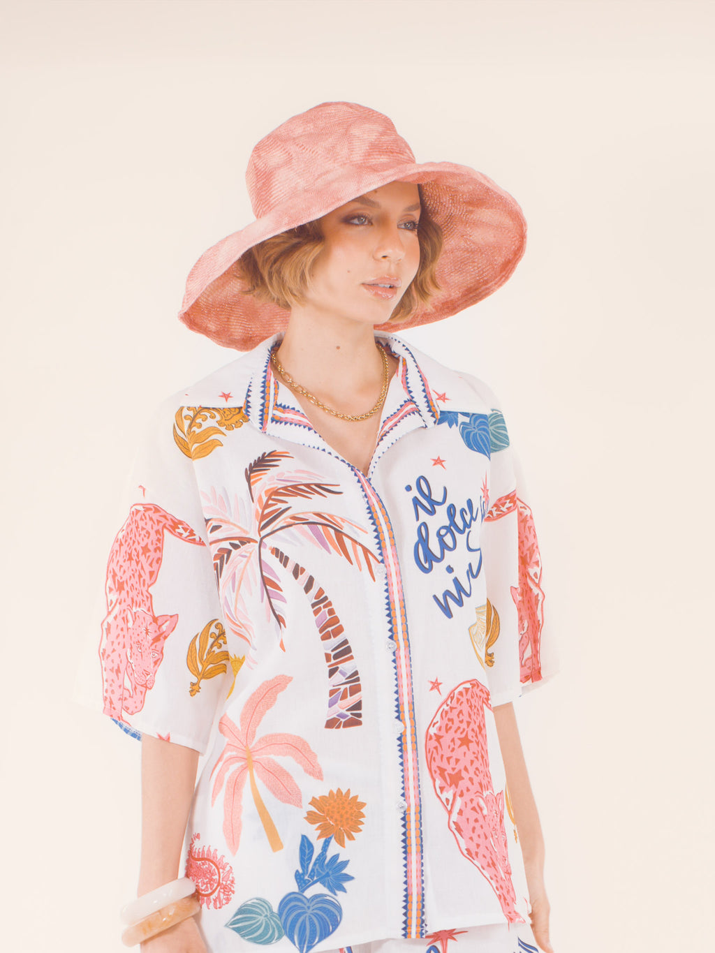 Édith – Chapeau à large bord en raphia – rose terracotta