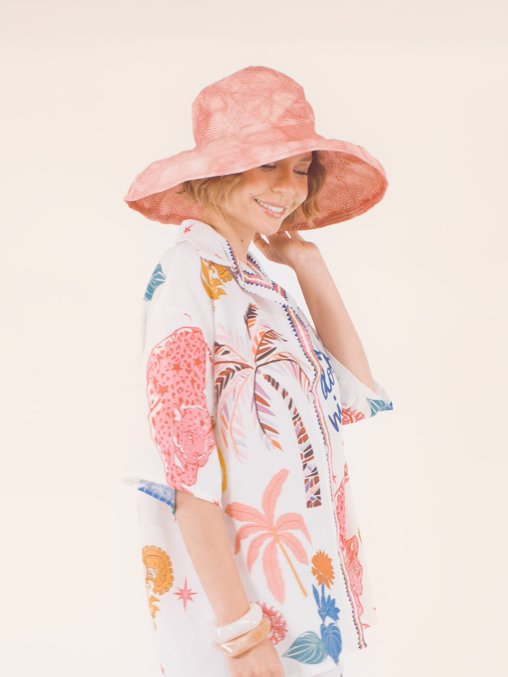 Édith – Chapeau à large bord en raphia – rose terracotta