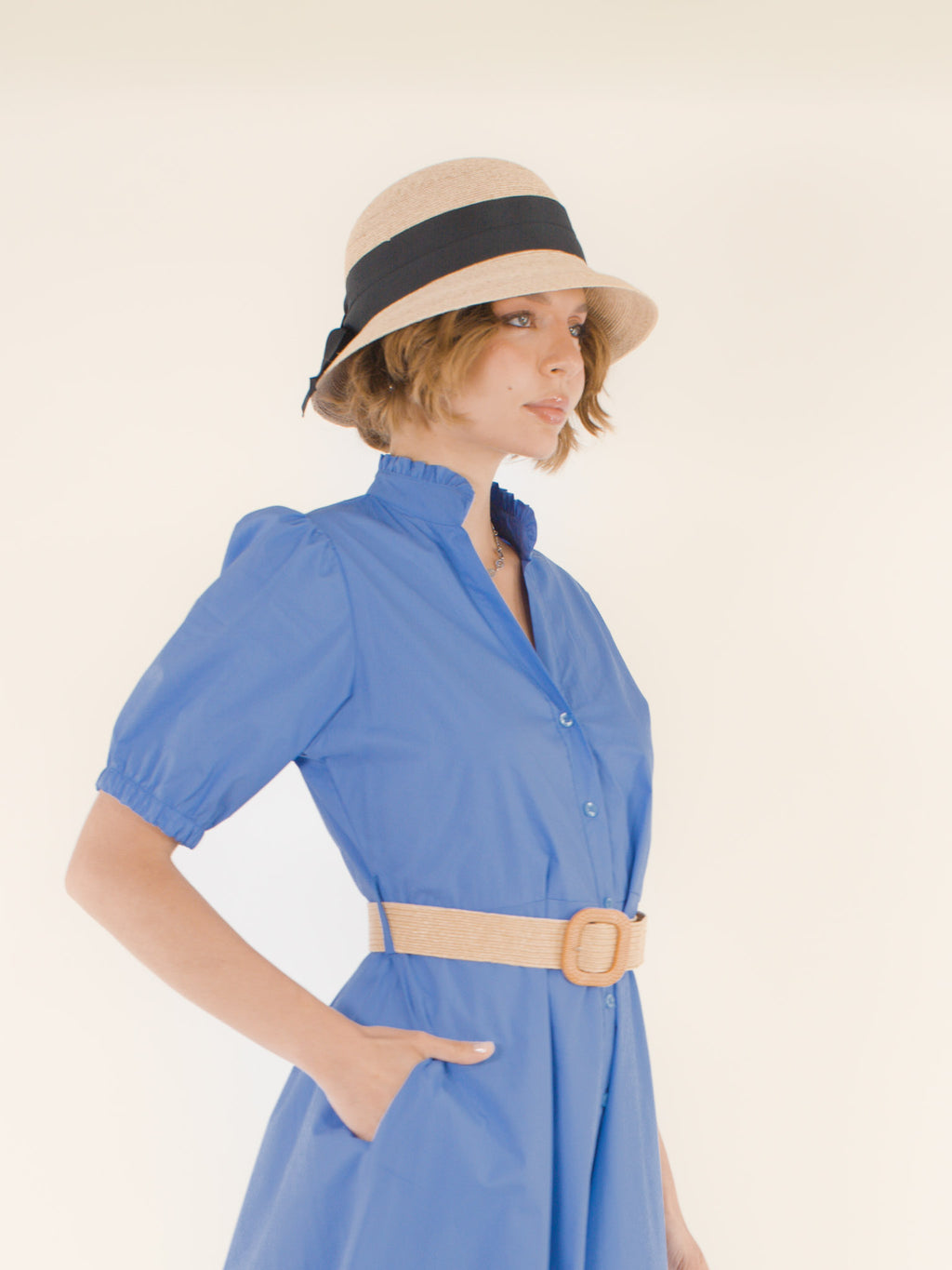 Jeanne – Chapeau cloche en paille – naturel et noir